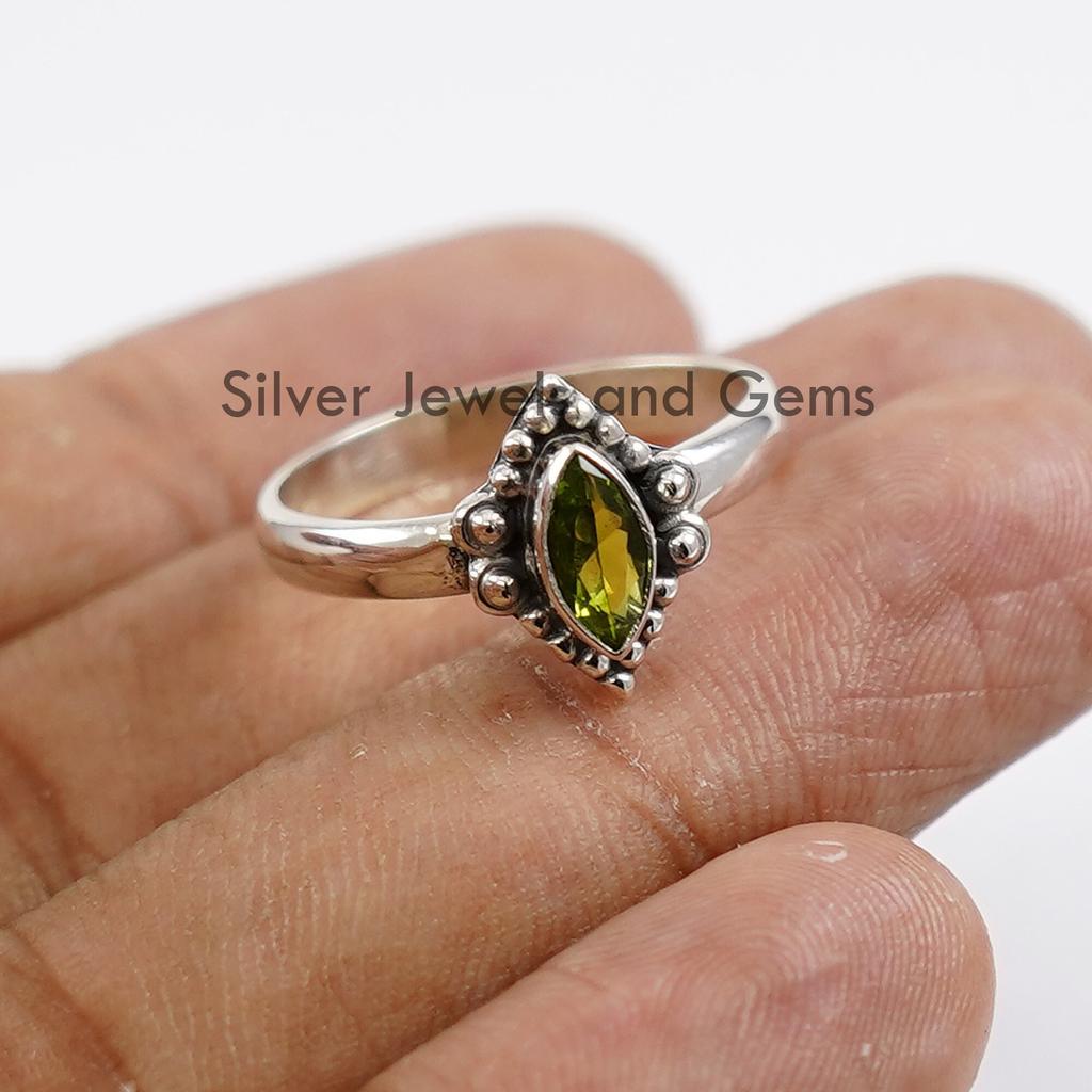 Natürlicher Peridot Ring, Designer Zarter Ring, 925 Sterling Silber Marquise Peridot Ring, August Geburtsstein Ring, Zarter Ring, Geburtstagsgeschenk
