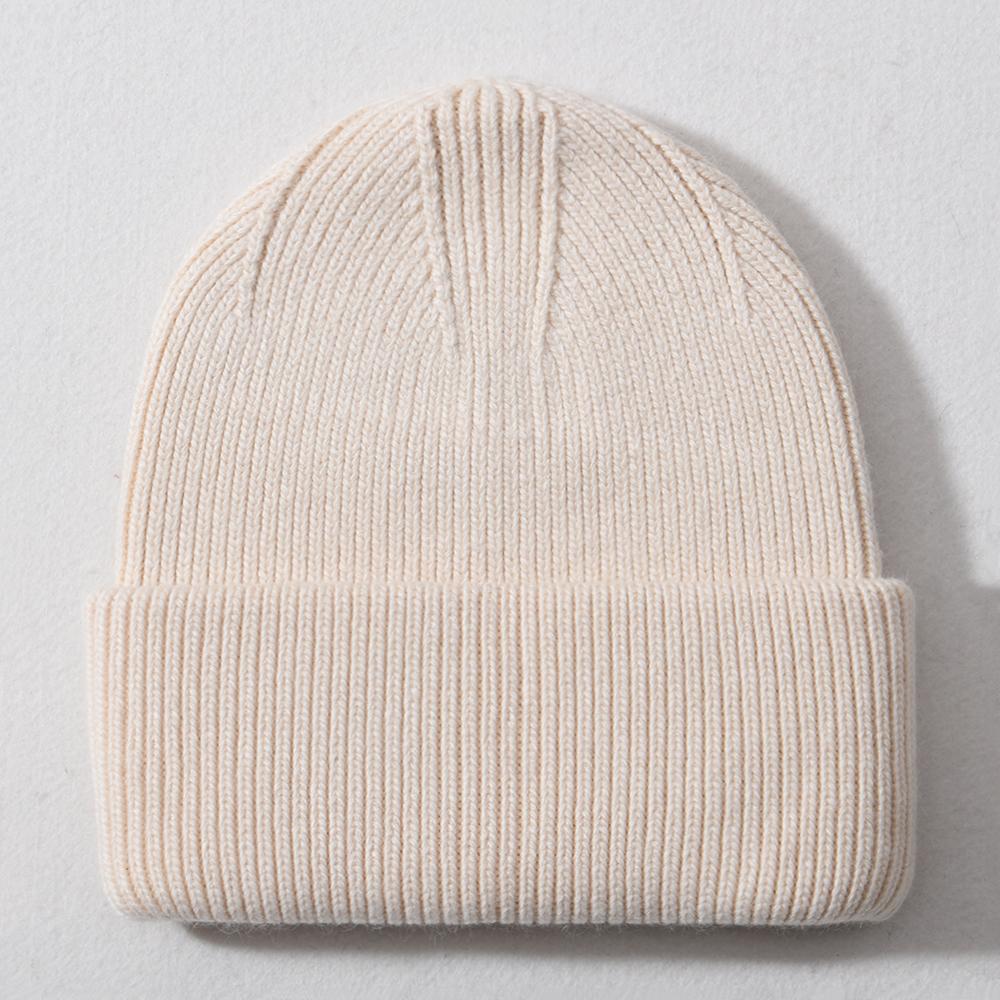 Custom Wool Beanie Hats for Women Luxury Warm Lambs Wool Knitted Winter Bennie for Business Travel Hand Drawn Logo