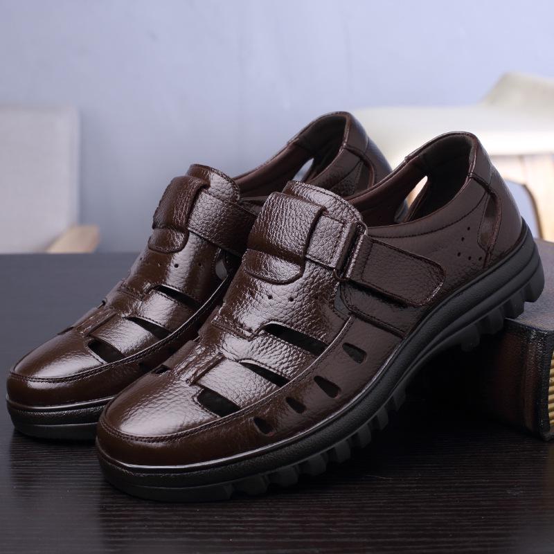 2025 summer sandals business hollow leather sandals middle-aged and elderly leather breathable shoes men's hole Velcro cool leather shoes