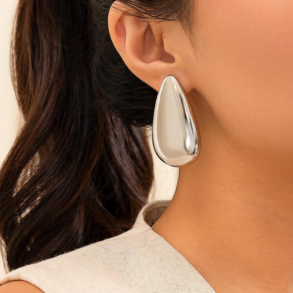 Design Sense Metal Glossy Water Drop Doudou Earrings Female Geometric Love Folded Earrings Earrings