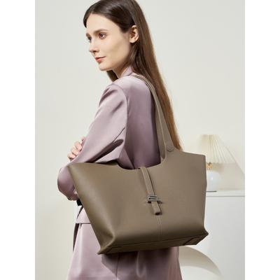 2025 Early New Head Layer Leather Wind Chime Tote Bag For Women Large Capacity Commuter Handheld Single Shoulder Genuine Leather Women's Bag