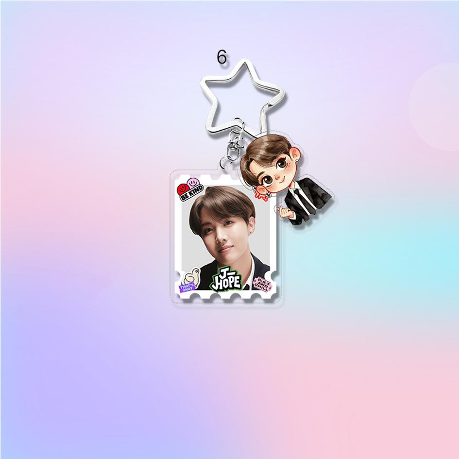 Llavero Acrílico BTS, Bangtan Boys Foto Real + Figura de Dibujos Animados Llavero Doble con Cierre de Estrella, Encanto para Bolso de Fans Kpop ARMY