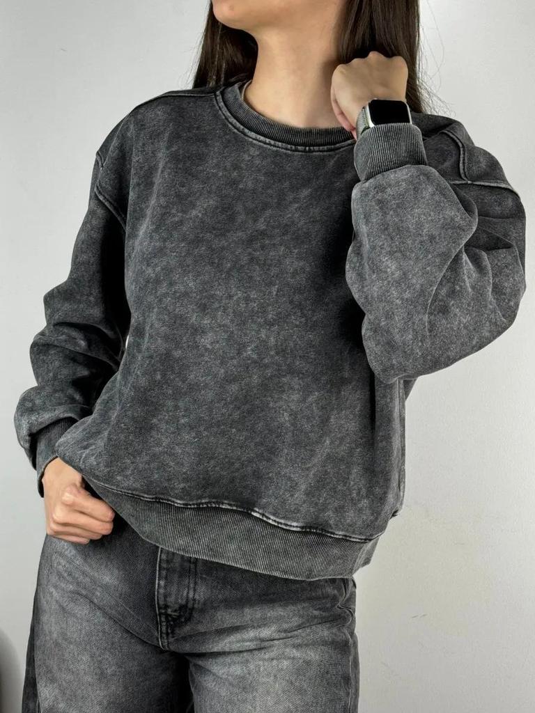 American Retro Black Distressed Crewneck Sweatshirt 2024: Solid Color, Loose Fit, Trendy Autumn/Winter Top