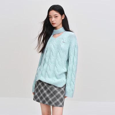 Leding Women's Loose V-Neck Knitted Sweater