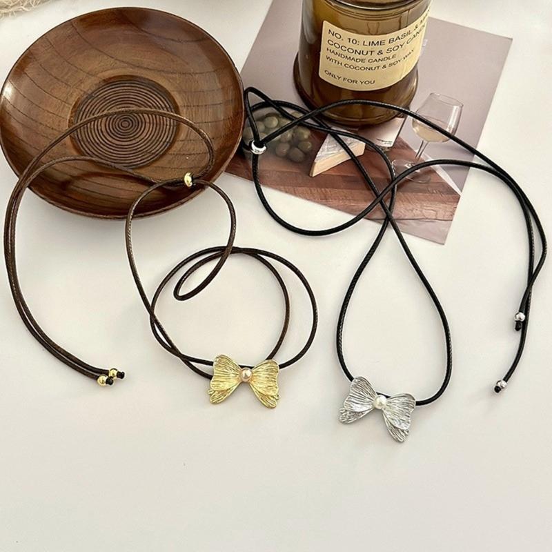 Fashionable Bowknot Necklace Ornament Elegant Bowknot Pendant Necklace Personalized Clavicular Chain Adornment Jewelry