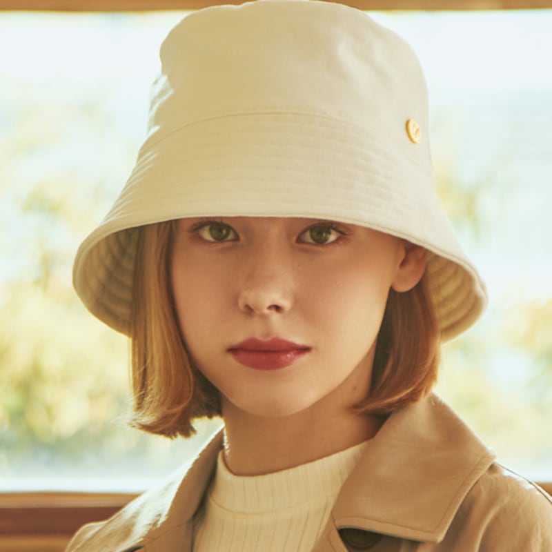 

Чарми Джейн белое ведро white