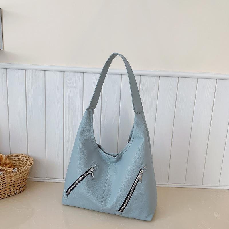 

Fashion casual shoulder bag large capacity lightweight 2025 new trendy commuter messenger tote bag світло-синій колір