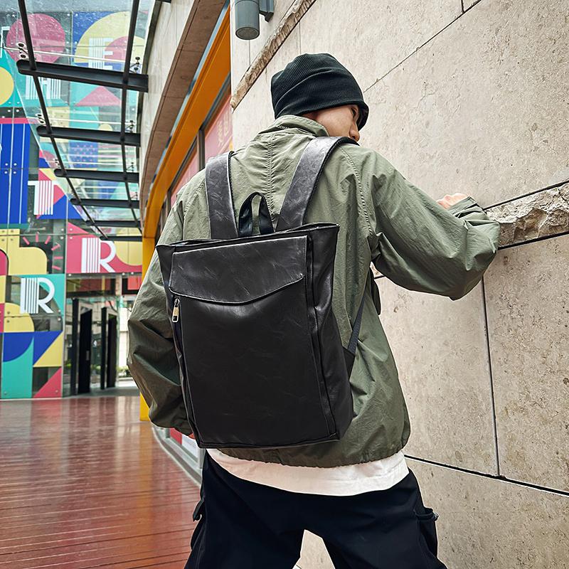 Retro Large Capacity Men's Backpack Soft Leather Student Backpack