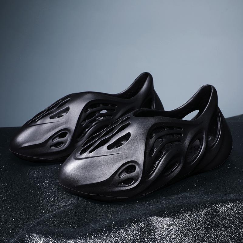 Men s Trendy Thick Sole Non-slip Sandals - Kanye West Style Coconut Hole Design 42