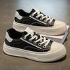 Leichter Luxus Herbst Herren Leder Lochmuster Freizeitschuhe Student vielseitige Plateau kleine weiße Herrenschuhe Live-Sportarten Skateboard-Schuhe