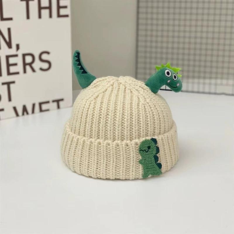 Winter new children's hats cute super cute cartoon shape boys and girls wool hats thermal hats sleeves knitted hats