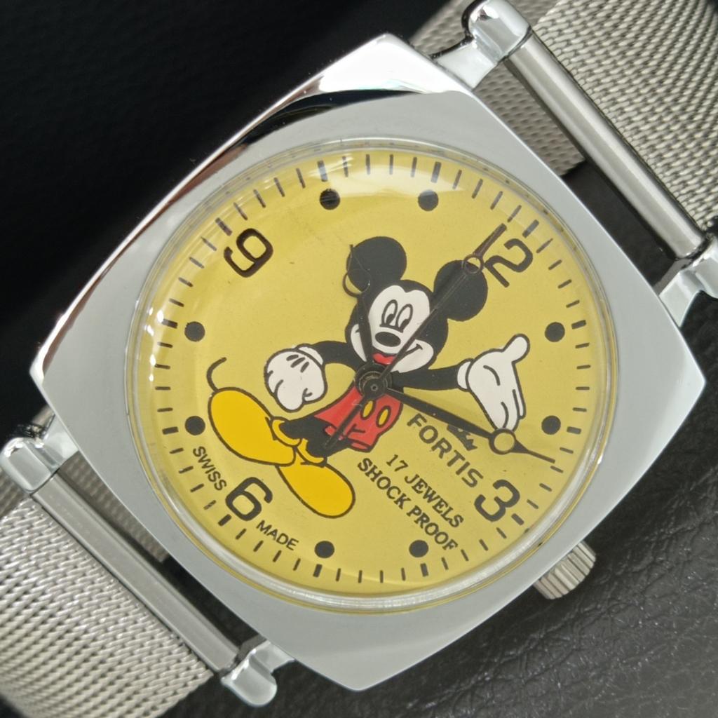 

HAND-WINDING VINTAGE SWISS MENS REFURBISHED YELLOW COLOR DIAL WATCH a707320-1