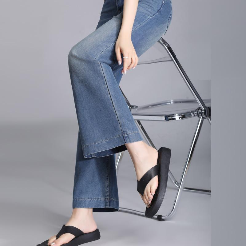 

Осенние широкие брюки с высокой талией и прямыми штанинами 34 синий