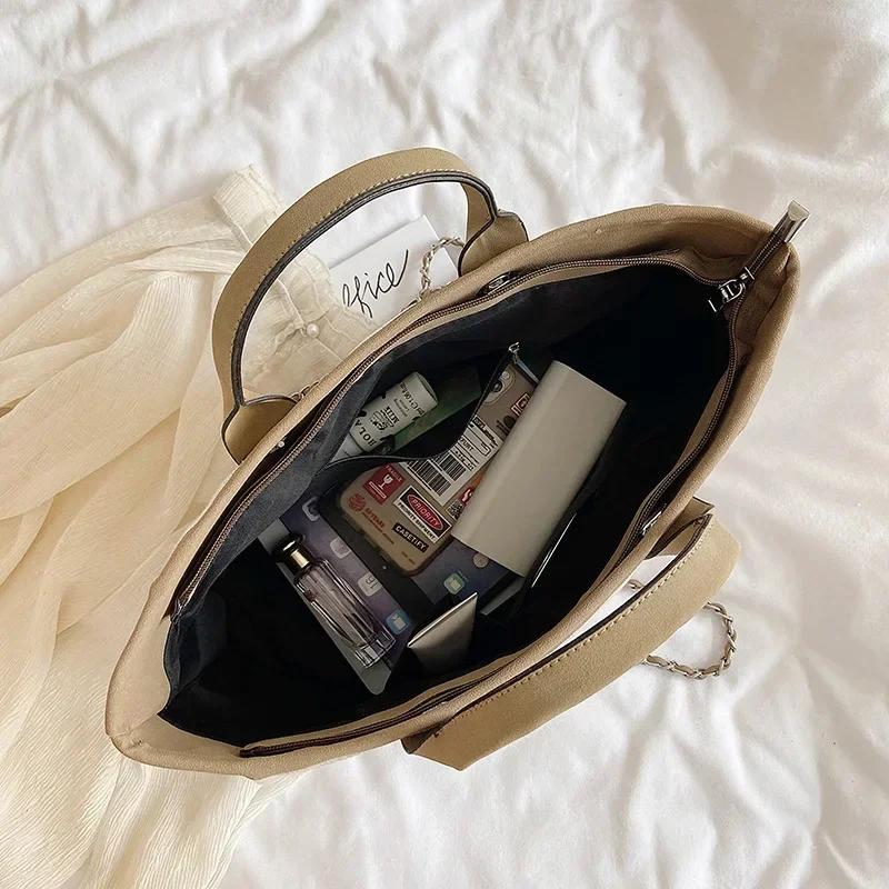 Fashion Make Up Designer Big Women's 2025 New Korean Fashion Casual Large Capacity Shoulder Crossbody Chain Tote Bag