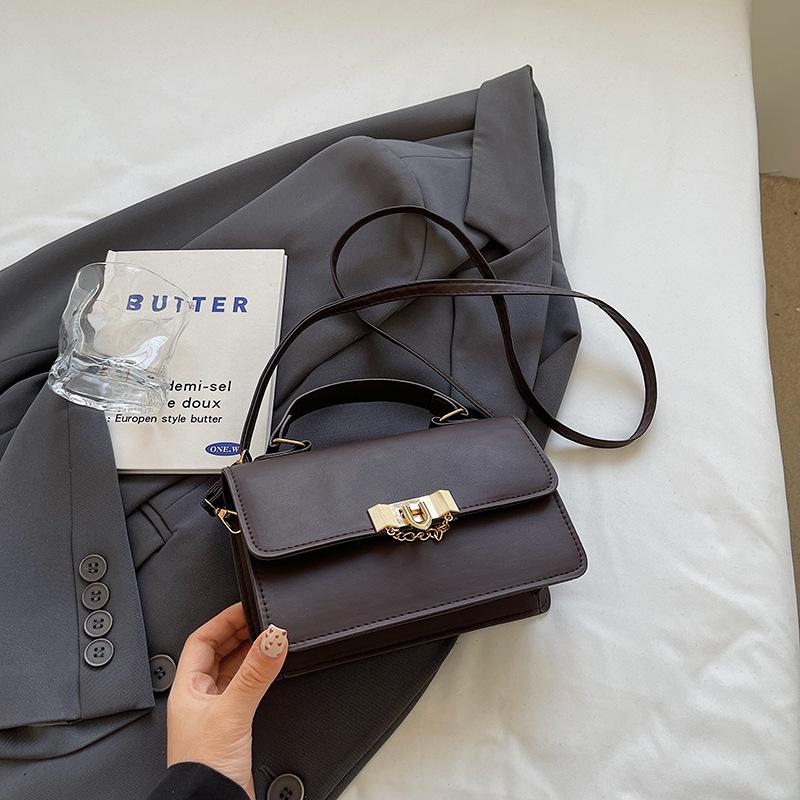 Retro Solid Color Small Square Bag, Fashionable, Simple Texture, Large Capacity, Foreign Style Shoulder Messenger Bag