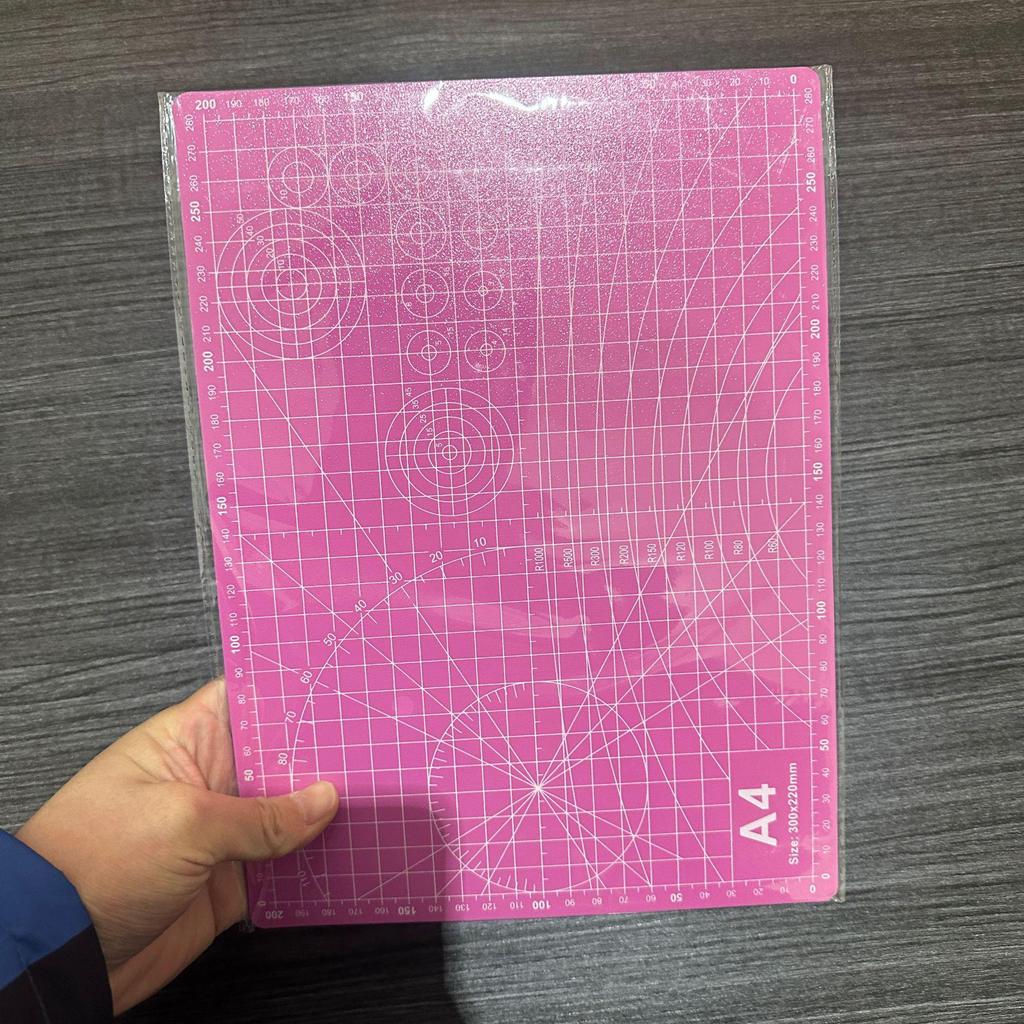 Umweltfreundliche A4 Schneidematte 2,3 mm - Handgefertigte Kunst- und Gravurplatte, verschiedene Stile verfügbar