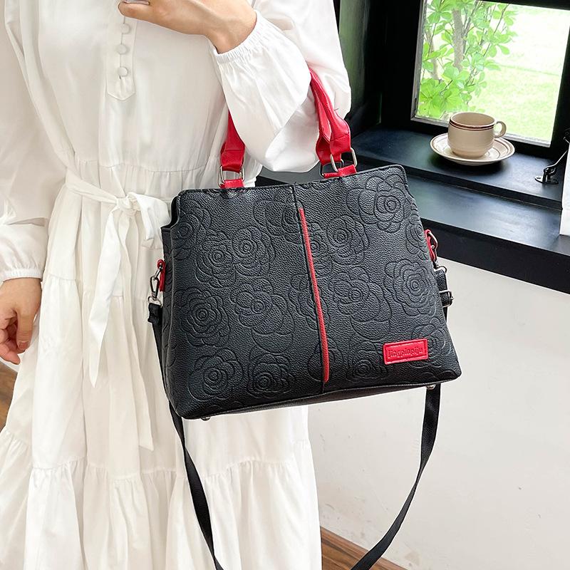 Сумки через плечо из искусственной кожи PU повседневные для женщин женская большая вместимость дорожная сумка 2155₽