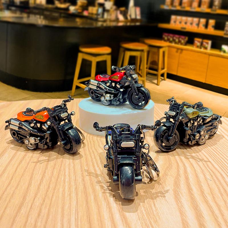 Portachiavi a forma di auto Harley con meccanismo a pull-back, Ciondolo Catena Portachiavi Auto Piccolo Ciondolo Marketing sul Campo Piccolo Regalo