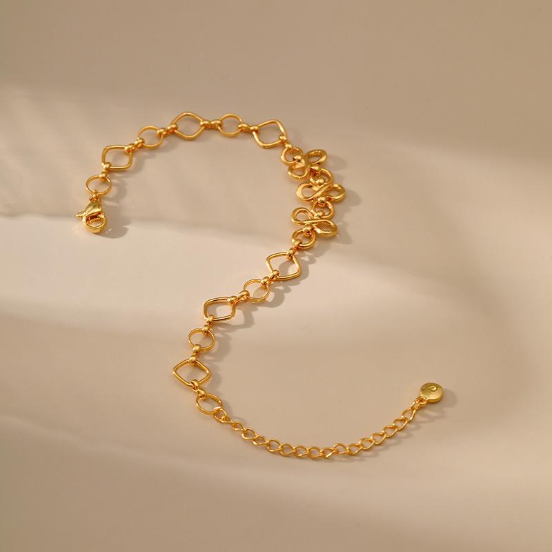 Twisted Design Creative 8 Shape Hollow Circle Chain Personalized Fashion Bracelet For Women