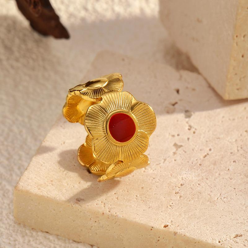 Chenhe jewelry women's high-end stainless steel flowers do not fade jewelry light luxury gold opening titanium steel ring
