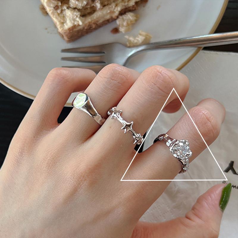 

Открытое трендовое геометрическое кольцо из меди с сверкающими звездными драгоценными камнями для стильных женщин J3141