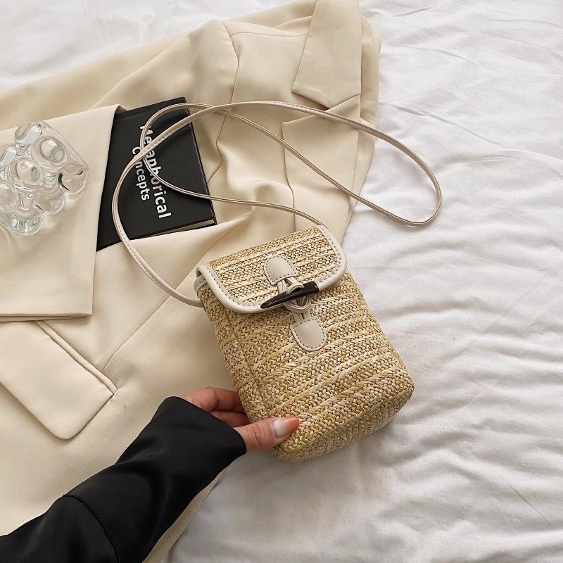 

Проста повсякденна невелика жіноча сумка літо 2024 новий нішевий дизайн повсякденна сумка-мессенджер повсякденна модна сумка через плече білий