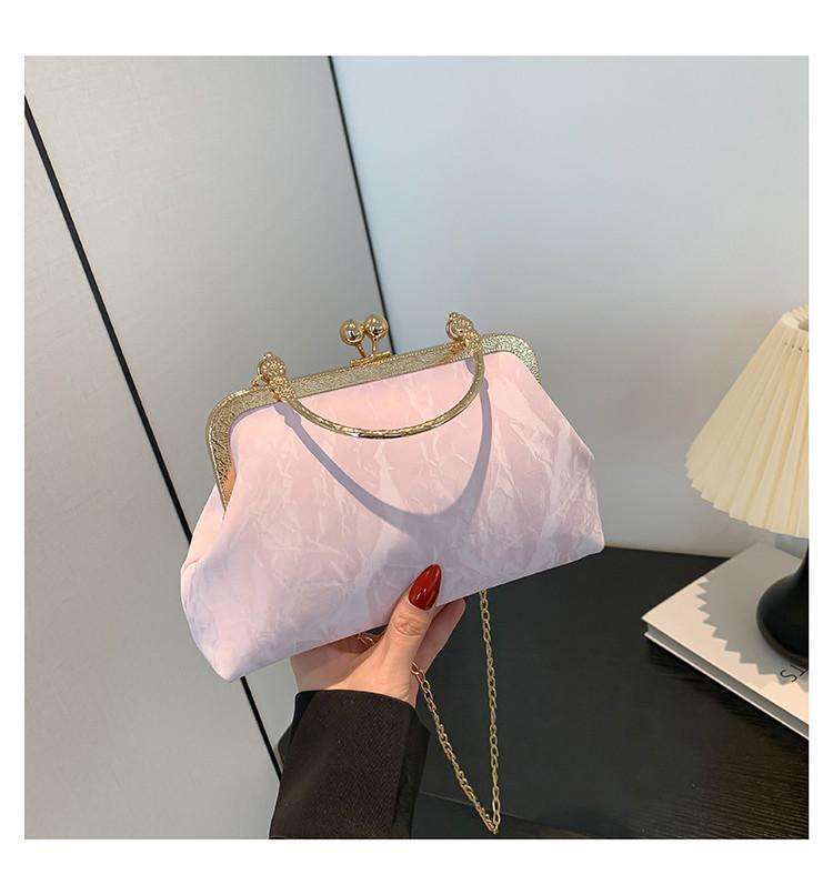 

Chic Women s Shoulder Bag With Chain Strap Urban Minimalist Design Small Size рожевий