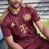 adidas FC Bayern München Schwarzes Fußballtrikot Herren Dunkelrot IC1435