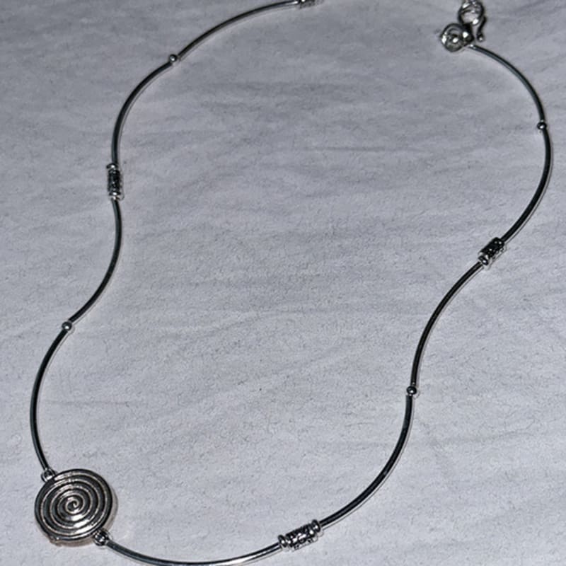 

Easy Thingz Twister Pendant Pipe Necklace 37cm