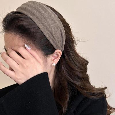 Women's High Crown Wide Edge Headband: Stylish, High-End 2025 Face Washing and Daily Wear Hair Accessory.
