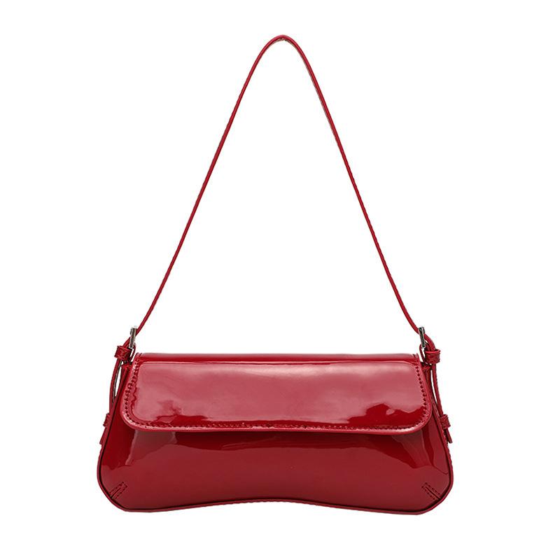 Red Baguette Armpit Bag Autumn New Products Fashionable and Simple Commuter Flip Retro Shoulder Bag