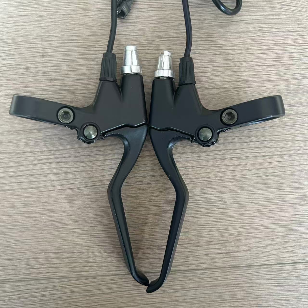 Black Thickened All-aluminum Pedal Electric Bicycle 1.85M Brake Lever Handle Electric Bicycle Accessories чёрный