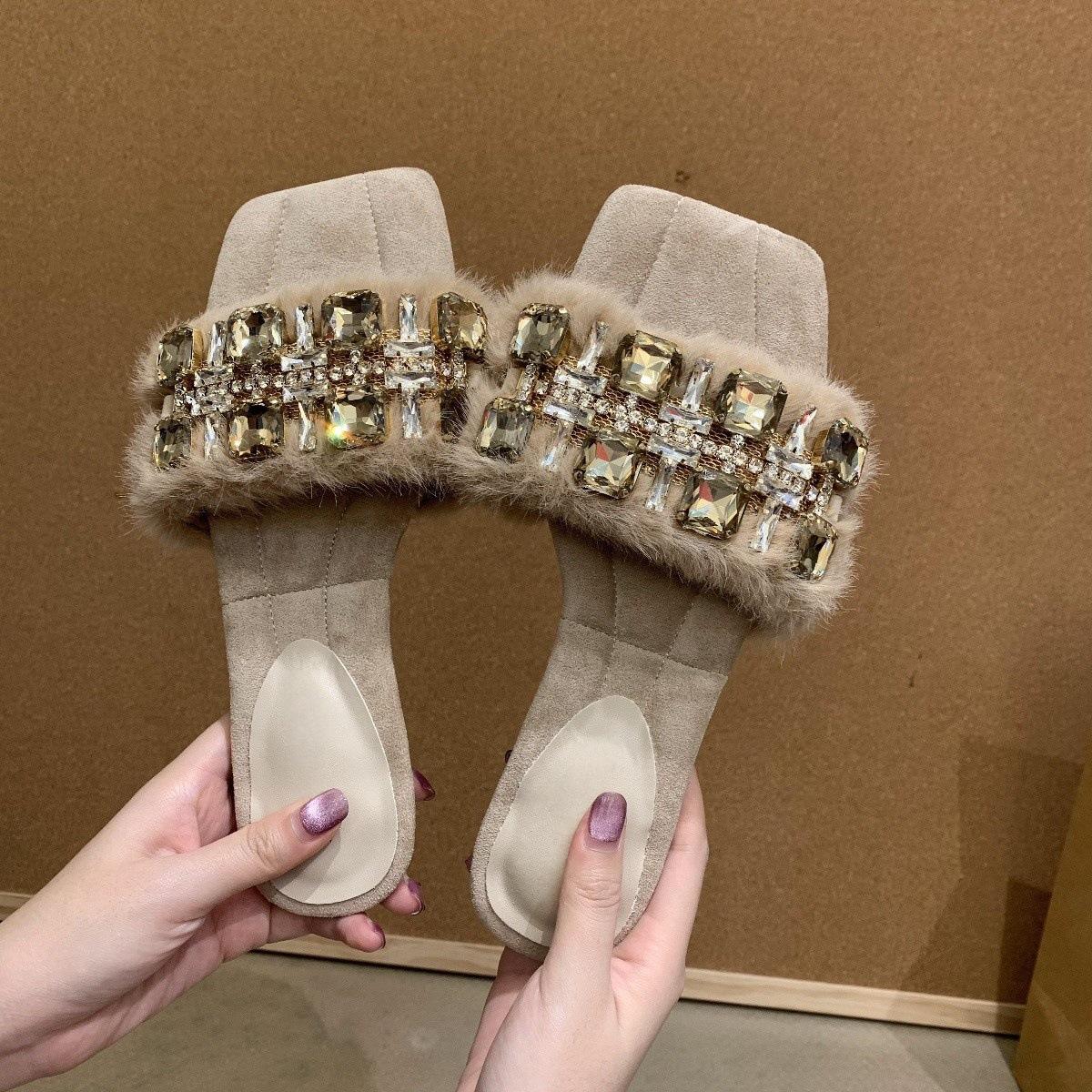 Soft waxy and comfortable! Rhinestones with fluffy slippers women s 2025 new square head thick heel sandals 35