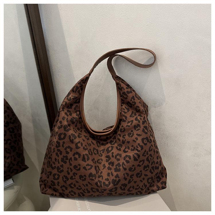 2025 Women's Large Capacity Leopard Print Shoulder Tote & Bucket Bag
