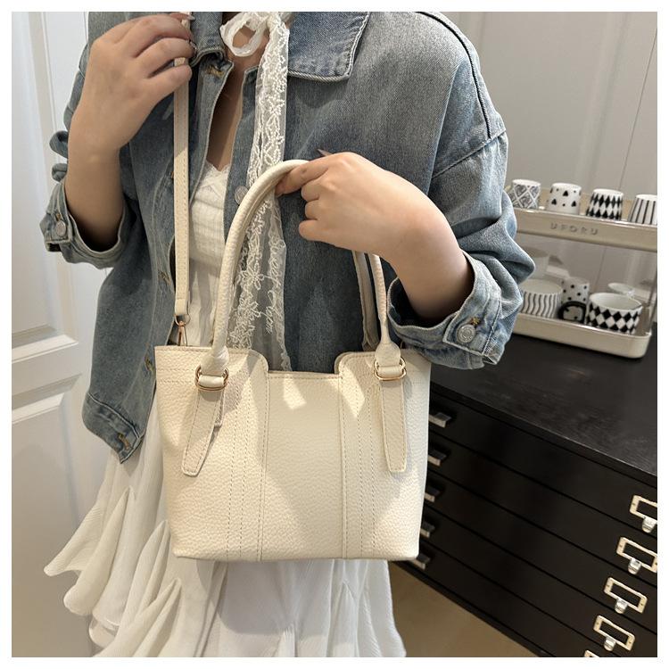 Gao Yan kleine Tasche Damen Tasche modisch und einfach Schulter Crossbody tragbarer Rucksack Pendler Achseltasche