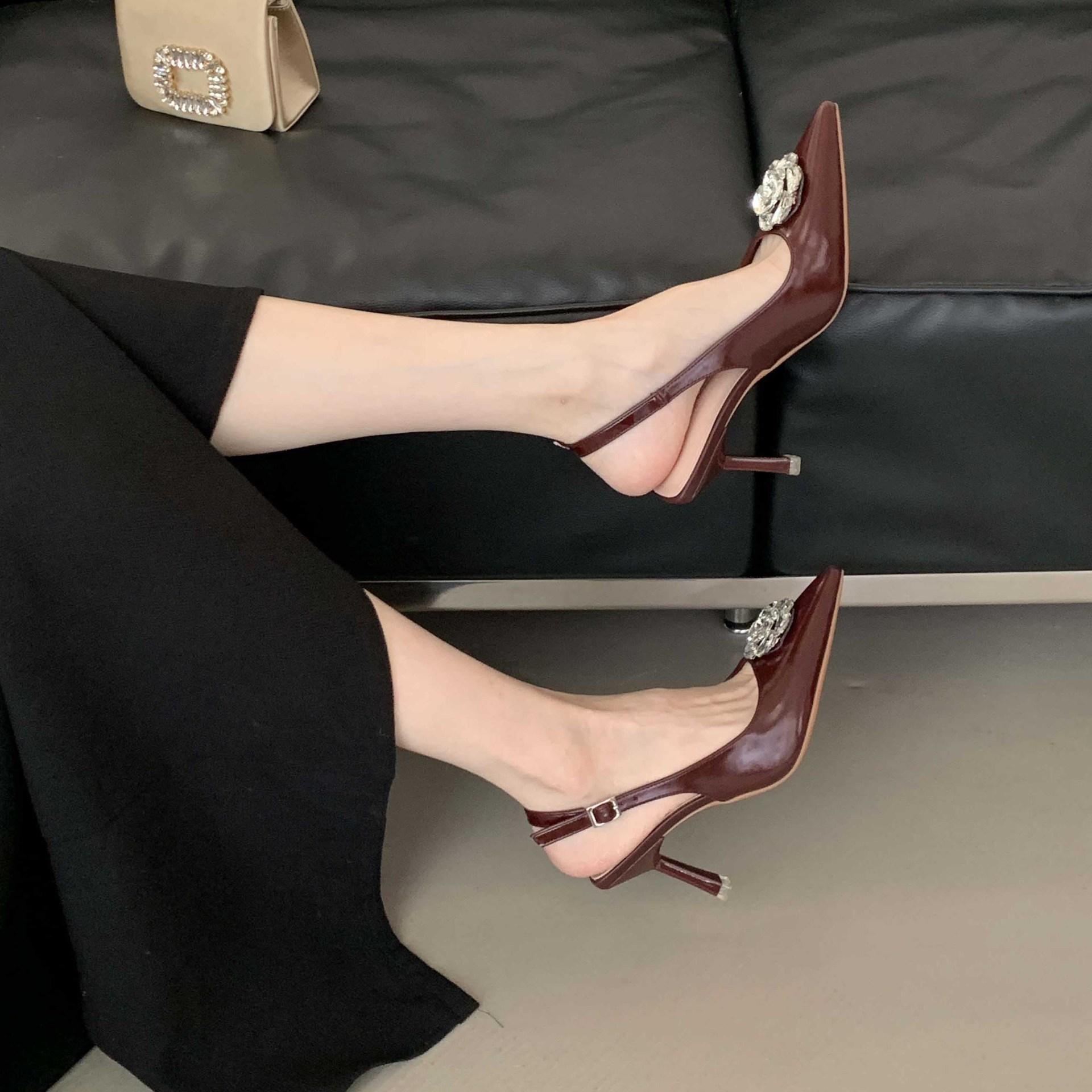 

Остроносые туфли-лодочки женские весенние новые на тонком каблуке универсальные премиальные со стразами, с камелией, с закрытым носком, сандалии 39 красный