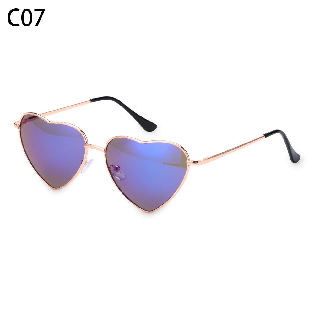 Ladies Fashion Metal Frame Sunglasses Fancy Dress Retro Heart Shaped Gradient Lens Sunglasses UV 400 Outdoor Goggles