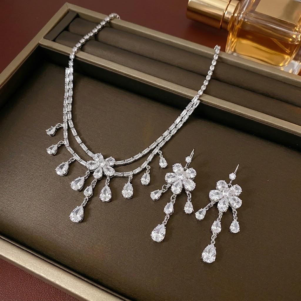 European & American Style Zircon Sunflower Necklace & Earrings Set
