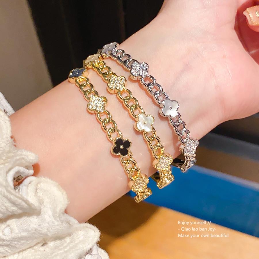 14k Gold Plated Zircon Flower Chain Bracelet For Fashionable Casual Look