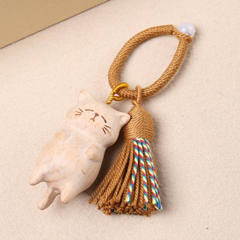 

1 шт. Аксессуары с дизайном Счастливый кот , резьба по дереву, подарок, кисточка, шнурок, мешочек-амулет, подвески, брелок для сумки, милый, 5,5x2,6x2,6 см хаки