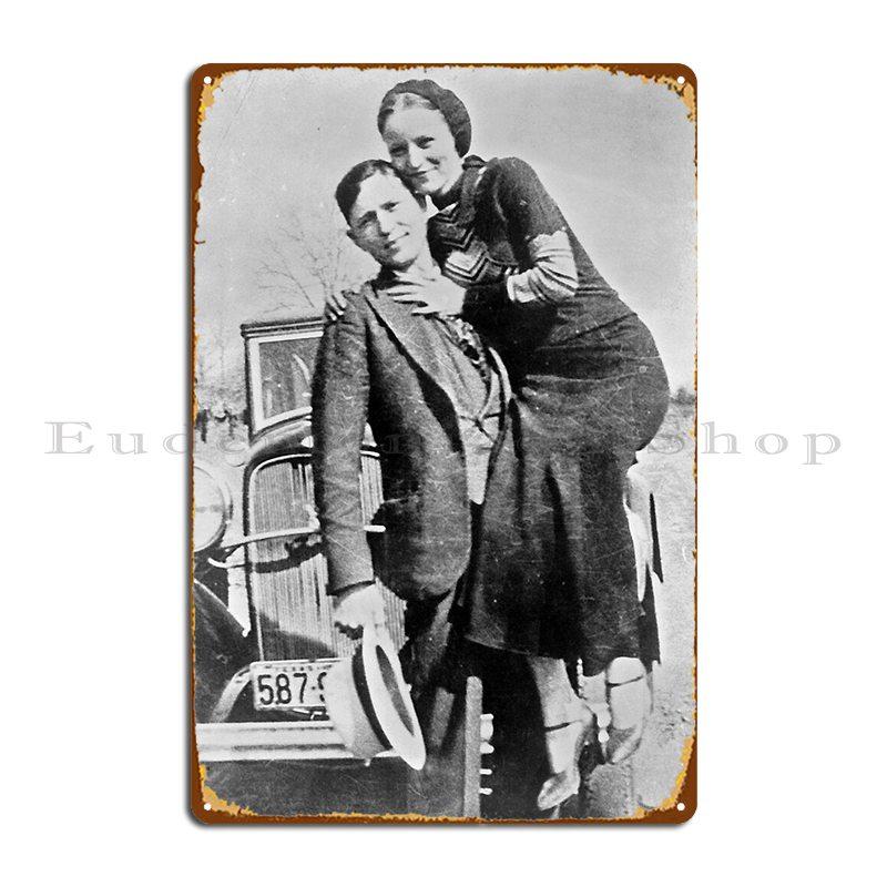 

Vintage Bonnie And Clyde Metal Plaque Poster Wall Mural Cinema Vintage Garage Decoration Customized Tin Sign Poster 20x30cm
