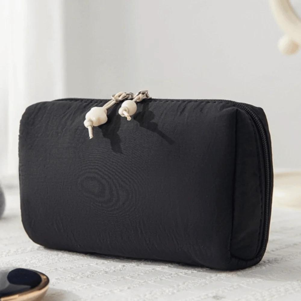 Large Capacity Makeup Storage Bag Portable Waterproof Nylon Lipstick Bag Multiple Colors Partitioned Macaron Color Toiletry Bag