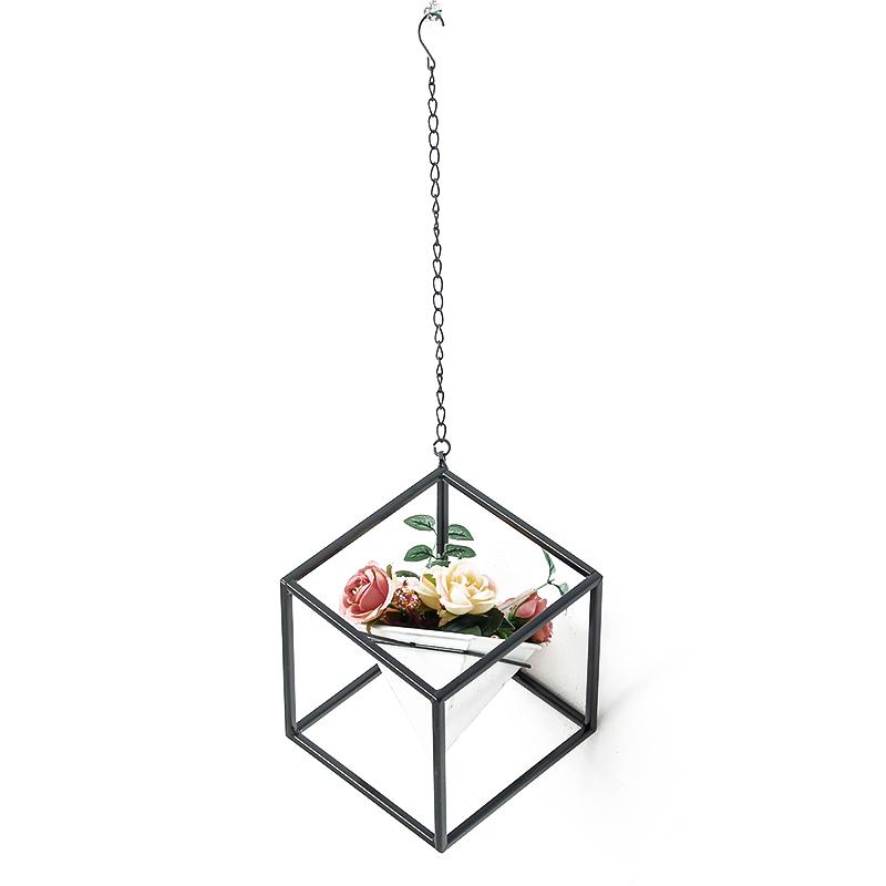 Černé závěsné řetězy Květináč Krmítka pro ptáky Ornamenty Závěsy na zahradní rostliny