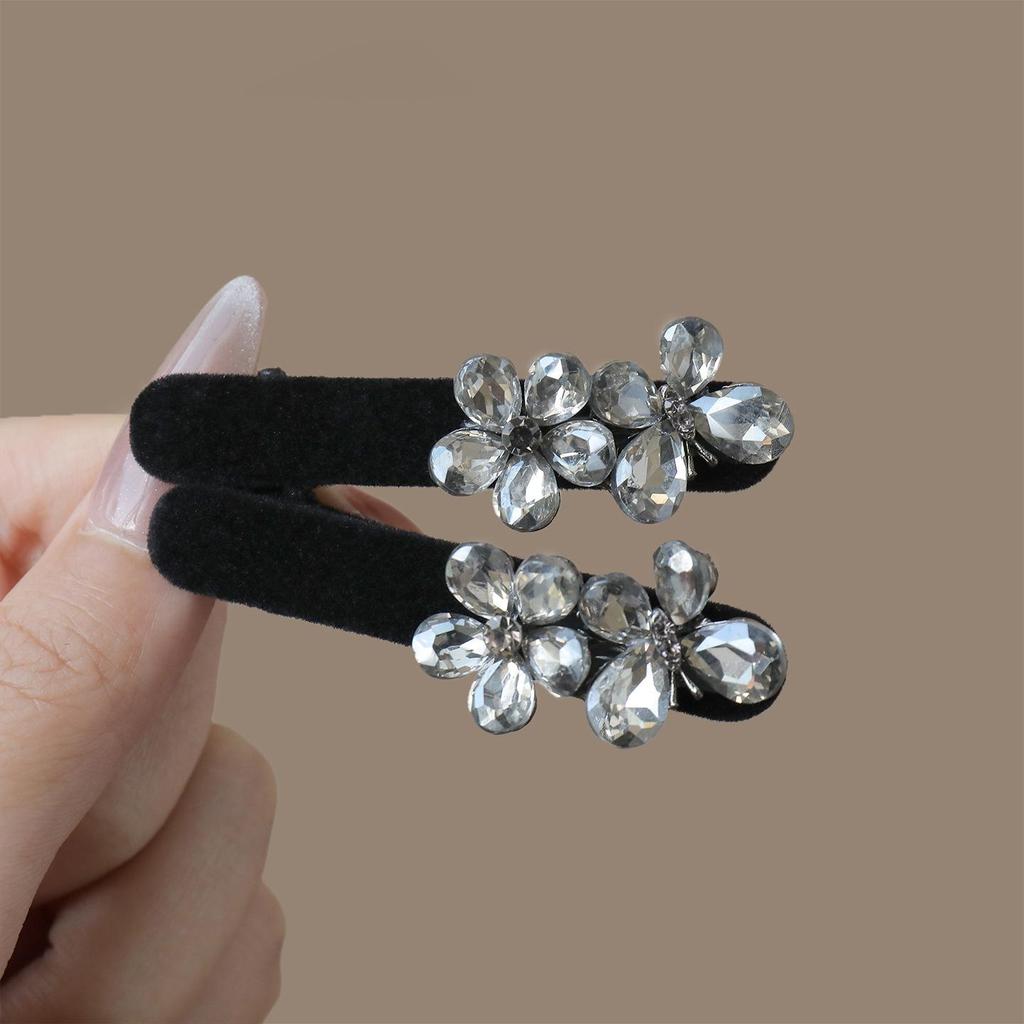 Elegant Black Rhinestone Duckbill Clip for Women's Forehead Bangs – High-End Hair Accessory