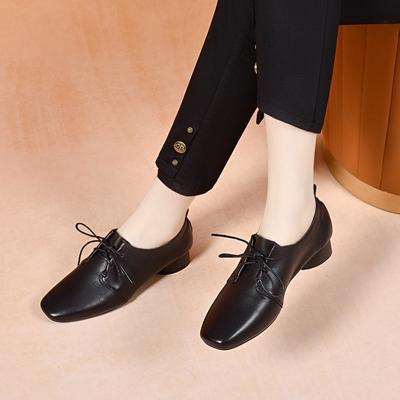 Chaussures simples à lacets pour femmes à bout carré, nouvelles du printemps, tempérament simple, petites chaussures simples, chaussures plates confortables, petites chaussures en cuir pour femmes