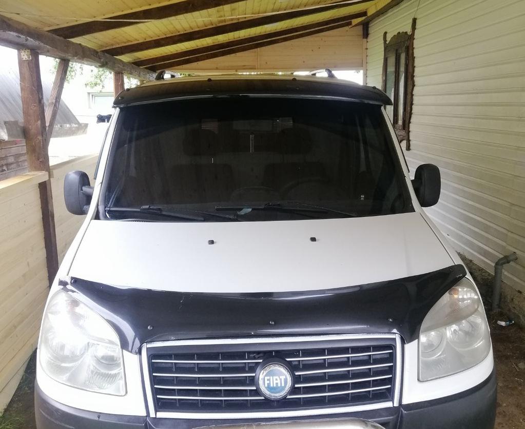 Visier an der Windschutzscheibe (schwarz glänzend, 5mm) für Fiat Doblo I 2001-2005