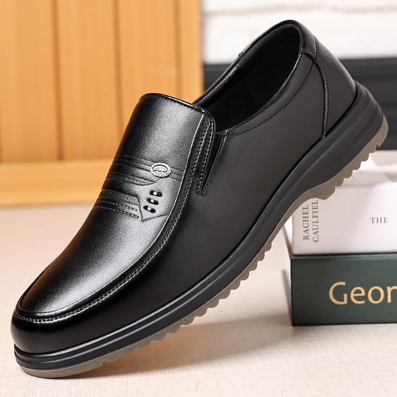 Four Seasons Sleeve Men's Shoes One Pedal Business Casual Breathable Leather Shoes Men's Middle-aged Dad Elderly Single Shoes