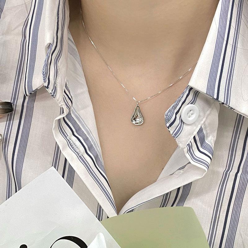 Concave Droplet Shaped Necklace, Box Chain, Smooth Pendant, Elegant and Versatile, Trendy