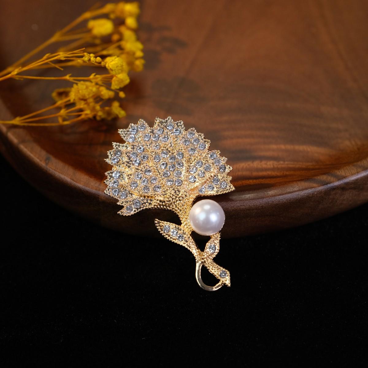 

Ретро Брошь Жемчужина Азалии: Элегантная женская брошь высокого класса, легкая роскошь, для костюмов и аксессуаров