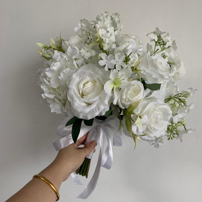 Customized Wedding Bridal Flower Bouquet Silk Artificial White Rose Bouquet Bridal Bouquet for Wedding Bride Floral Arrangement